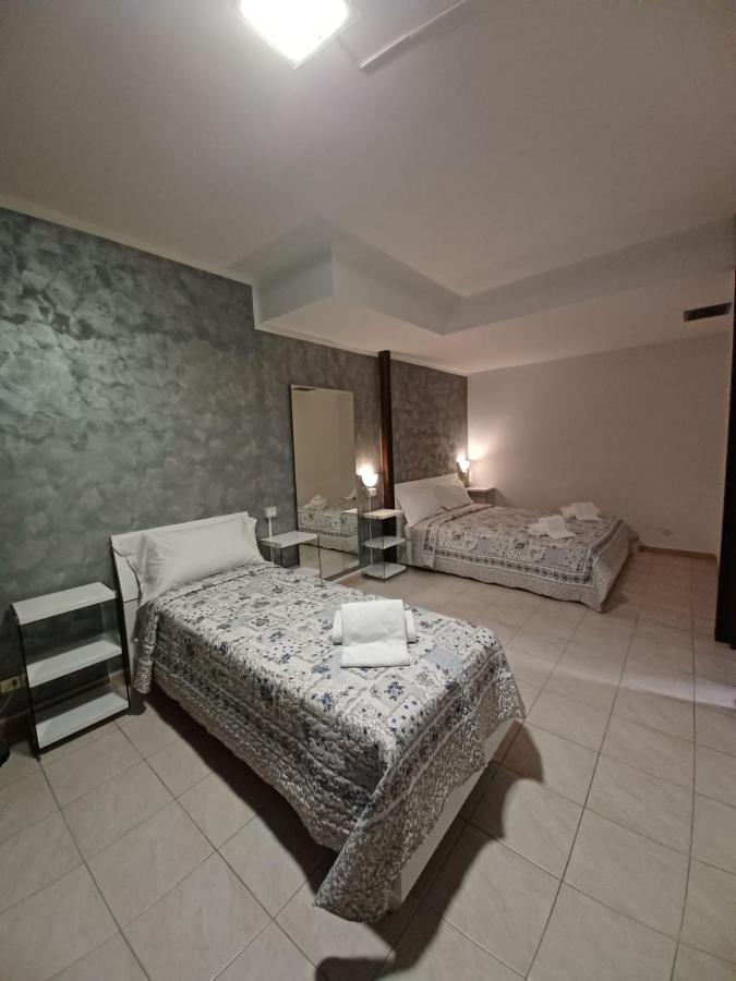 Chowdhury House Местре Екстериор снимка
